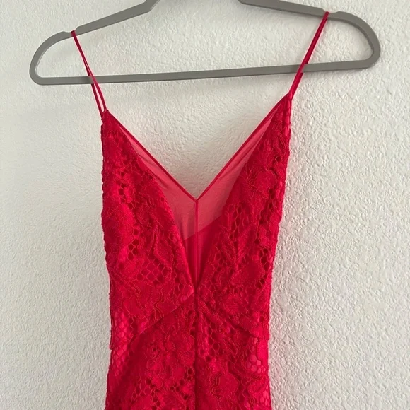 X BY NBD x REVOLVE | Red Lace Silhouette Kendra Maxi Cocktail Dress | Size 6 - Picture 4 of 11